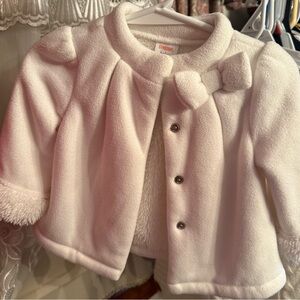 Gymboree White Fleece Kids Cape with Bow